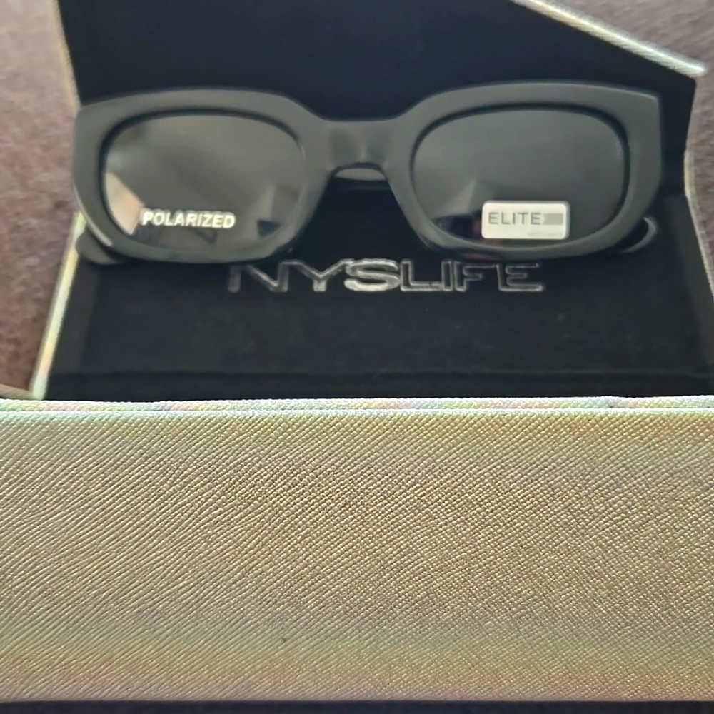 NWT NYS Elite Polarized Women Sunglasses. Color Black